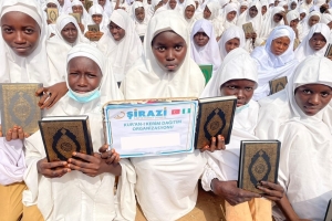 Kur'an-ı Kerim Dağıtımı