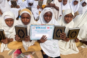 Kur'an-ı Kerim Dağıtımı